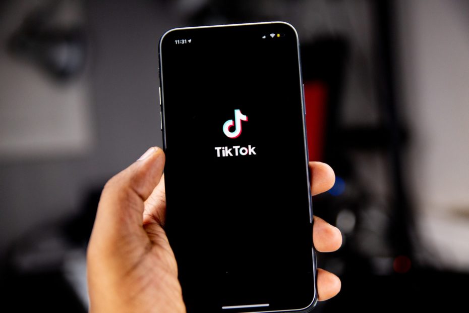 How to Get Closed Captions on Tiktok?