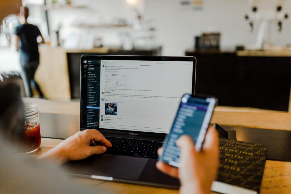 Image: How to add Slack video meeting captions?
